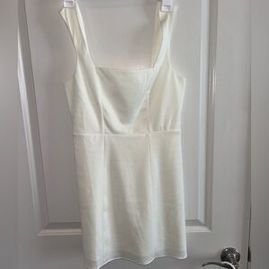 Show Me Your MuMu White Garment